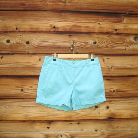 Vineyard Vines Pants - Vineyard Vines Mid Rise  Chino Shorts